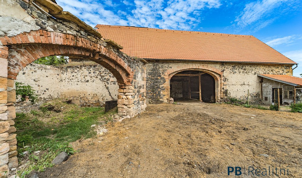 Prodej domu 300 m² s pozemkem 1 821 m², Krásný Dvůr – náhled fotky 5