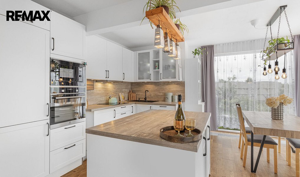 Prodej domu 147 m² s pozemkem 2 074 m², Říčany – náhled fotky 2