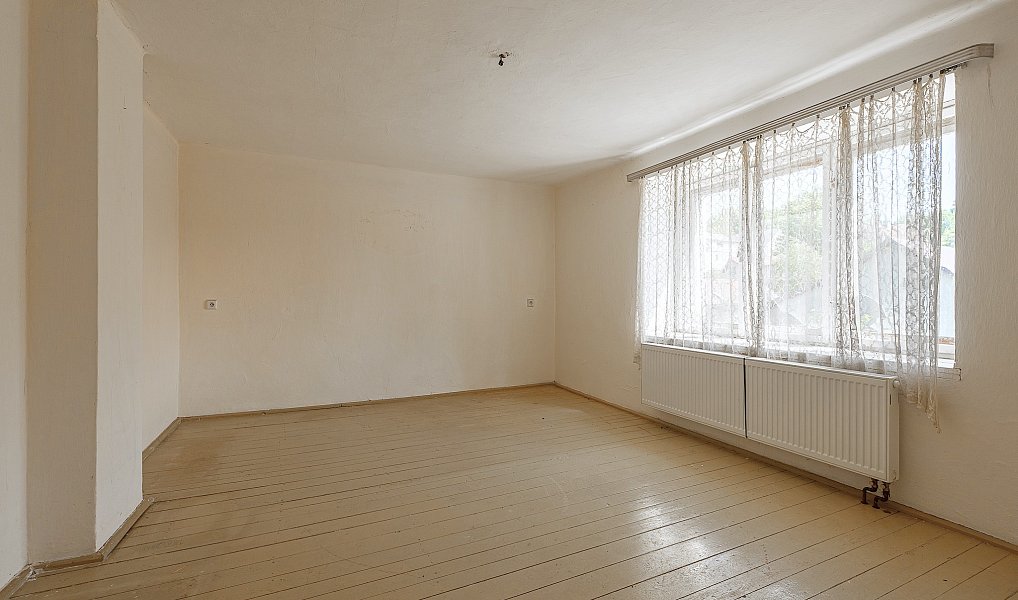 Prodej domu 187 m² s pozemkem 505 m², Divišov – náhled fotky 8