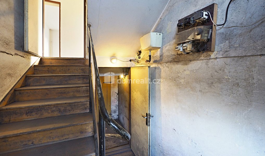 Prodej domu 140 m² s pozemkem 1 249 m², Hořátev – náhled fotky 31