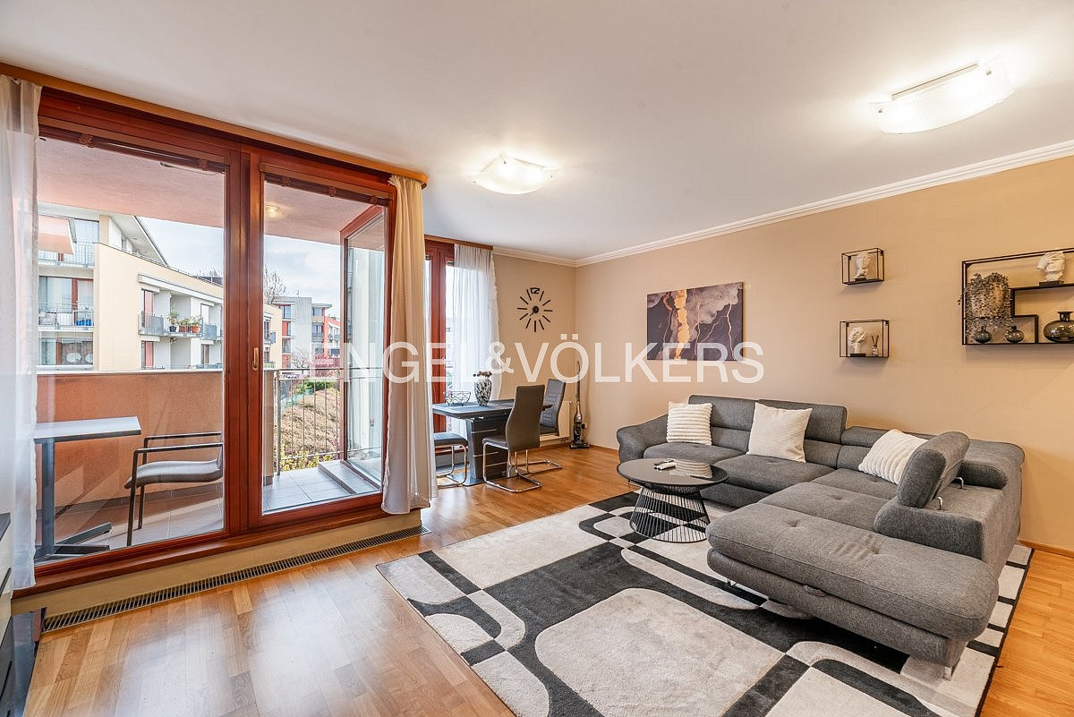 Pronájem bytu 2+kk 67 m²