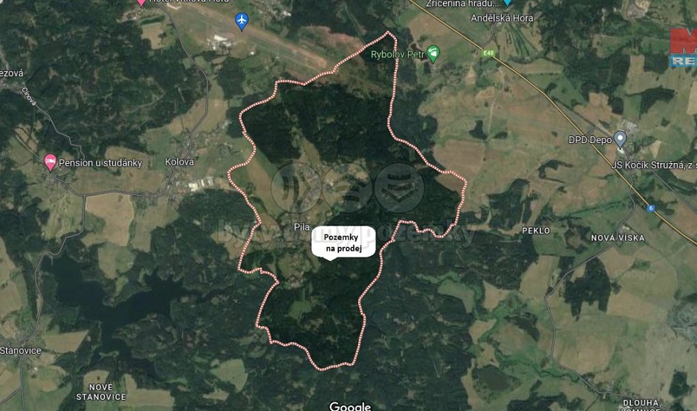 Prodej stavebního pozemku 8 500 m², Pila – náhled fotky 11