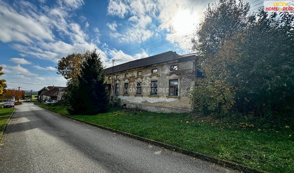 Prodej domu 520 m² s pozemkem 2 757 m², Dešná – náhled fotky 3