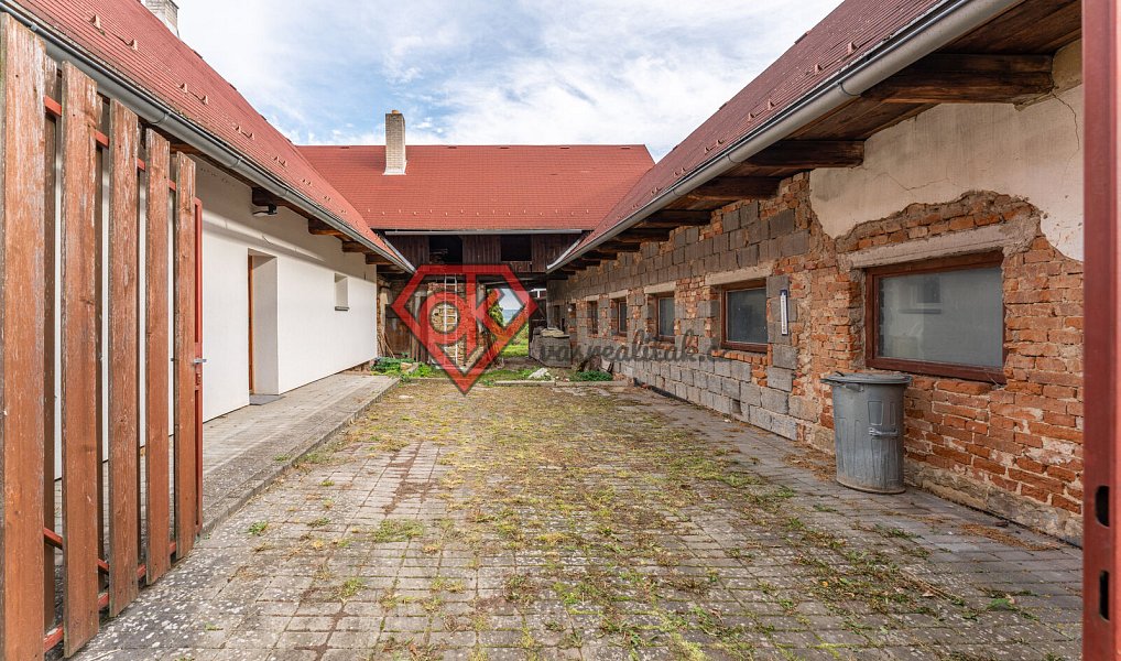 Prodej domu 299 m² s pozemkem 1 962 m², Litomyšl – náhled fotky 23
