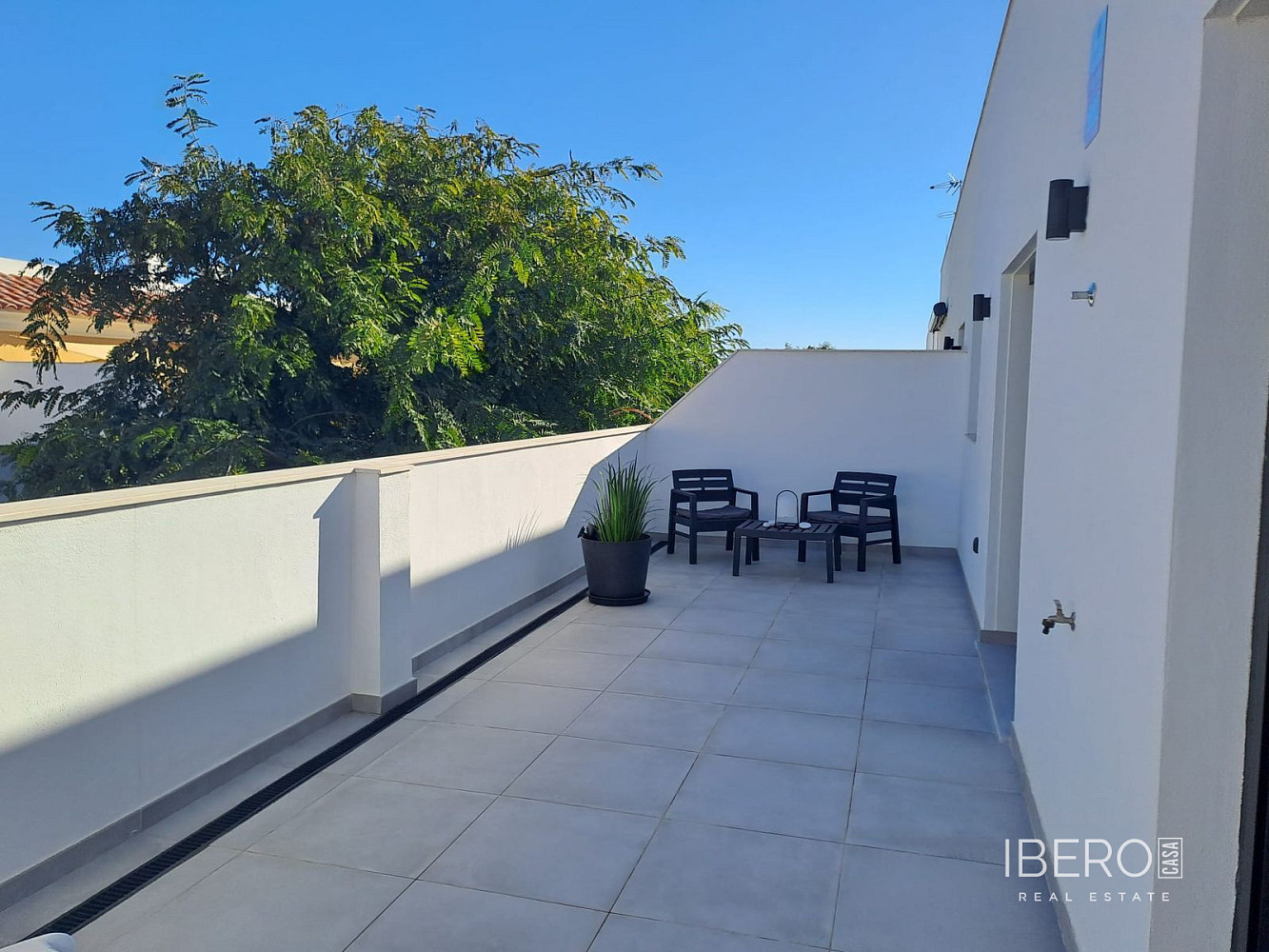 Prodej bytu 3+kk 84 m² - Widok 2