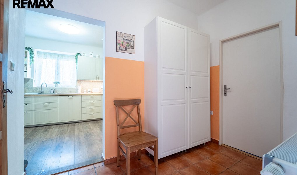 Prodej domu 140 m² s pozemkem 2 563 m², Pečky – náhled fotky 15