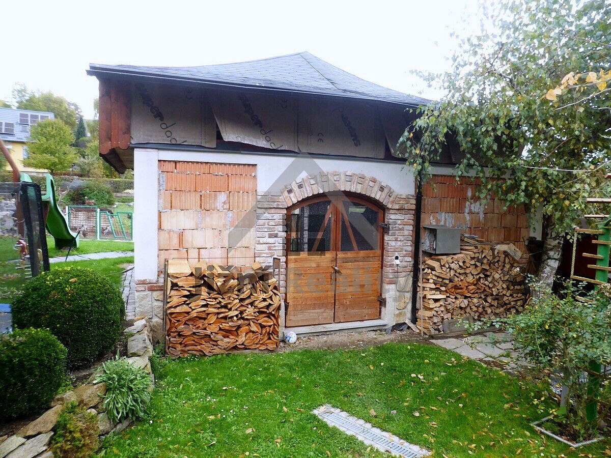 Prodej domu 500 m² s pozemkem 2 856 m² – další