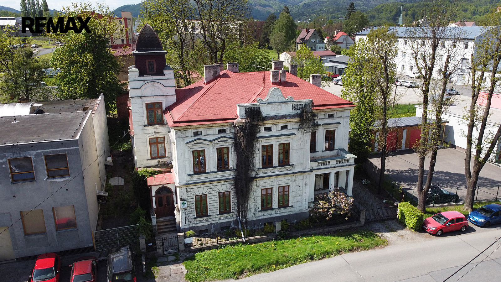 Prodej komerčního objektu (jiného typu) 350 m² — photo 2