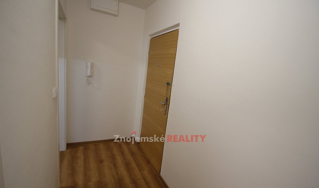 Pronájem bytu 1+kk 30 m², Znojmo – náhled fotky 7