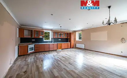 Prodej domu 280 m² s pozemkem 557 m², Nový Bor - Arnultovice, okres Česká Lípa