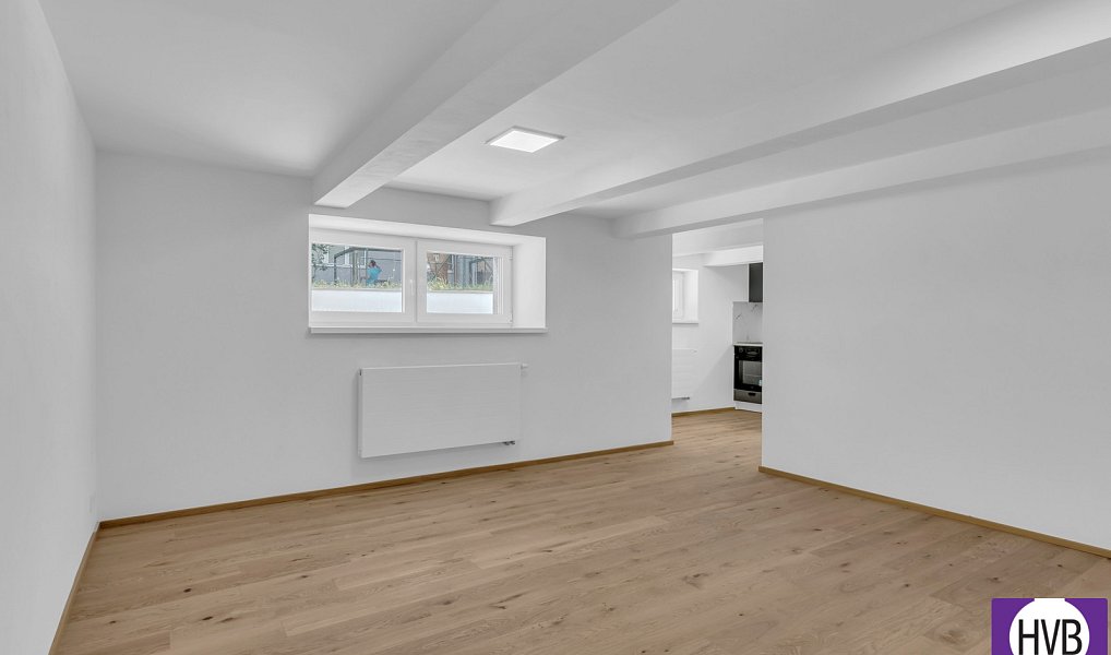 Prodej bytu 1+kk 37 m², Praha – náhled fotky 3
