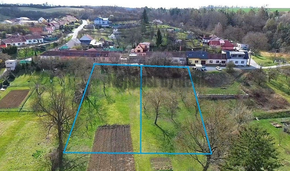 Prodej stavebního pozemku 1 659 m², Rašovice – náhled fotky 2