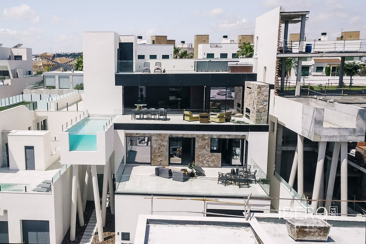 Prodej domu 230 m² s pozemkem 390 m²