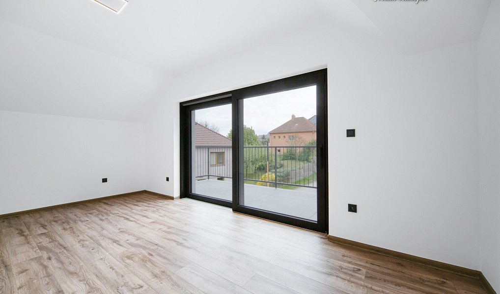 Prodej domu 160 m² s pozemkem 372 m², Okříšky – náhled fotky 10
