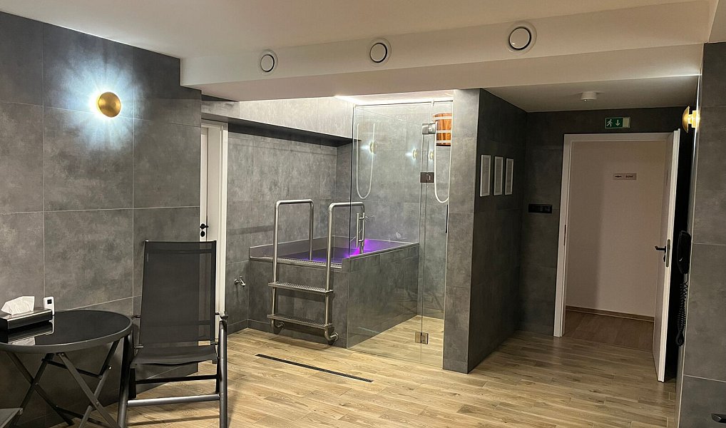 Pronájem obchodních prostor 192 m², Zubří – náhled fotky 11