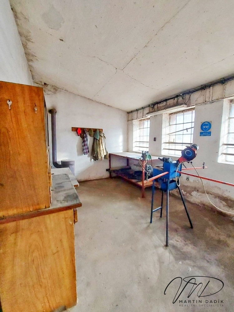 Pronájem skladovacích prostor 200 - 2000 m², Proseč u Skutče – další