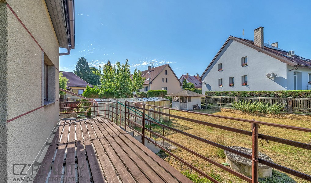Prodej domu 164 m² s pozemkem 1 038 m², Sadská – náhled fotky 16