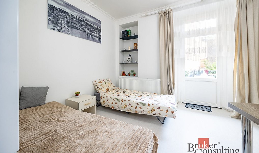 Prodej bytu 1+kk 35 m², Praha – náhled fotky 4