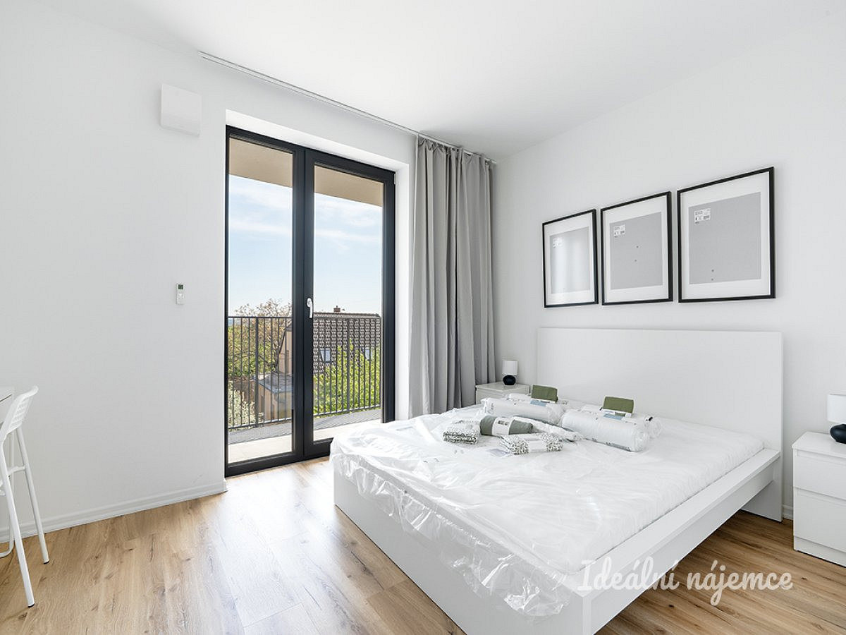 Pronájem bytu 2+kk 42 m² – fotografie 5