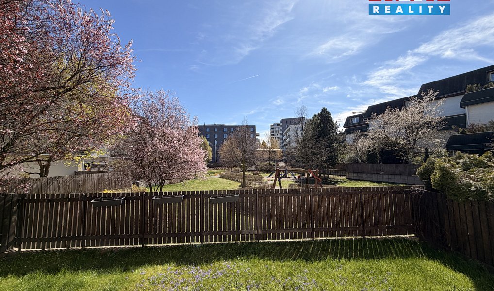 Prodej bytu 2+kk 87 m², Praha – náhled fotky 14