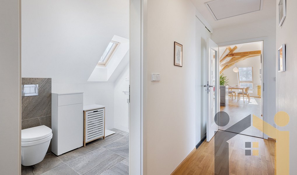 Prodej bytu 4+kk 96 m², Praha – náhled fotky 21