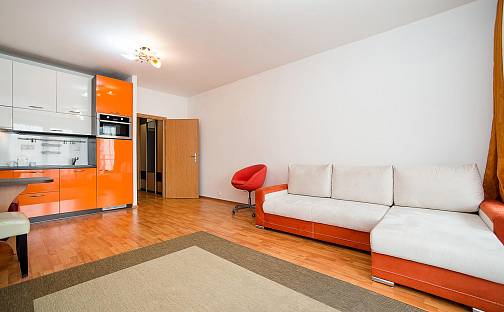 Pronájem bytu 1+kk 30 m², Na Slatince, Praha 10 - Záběhlice