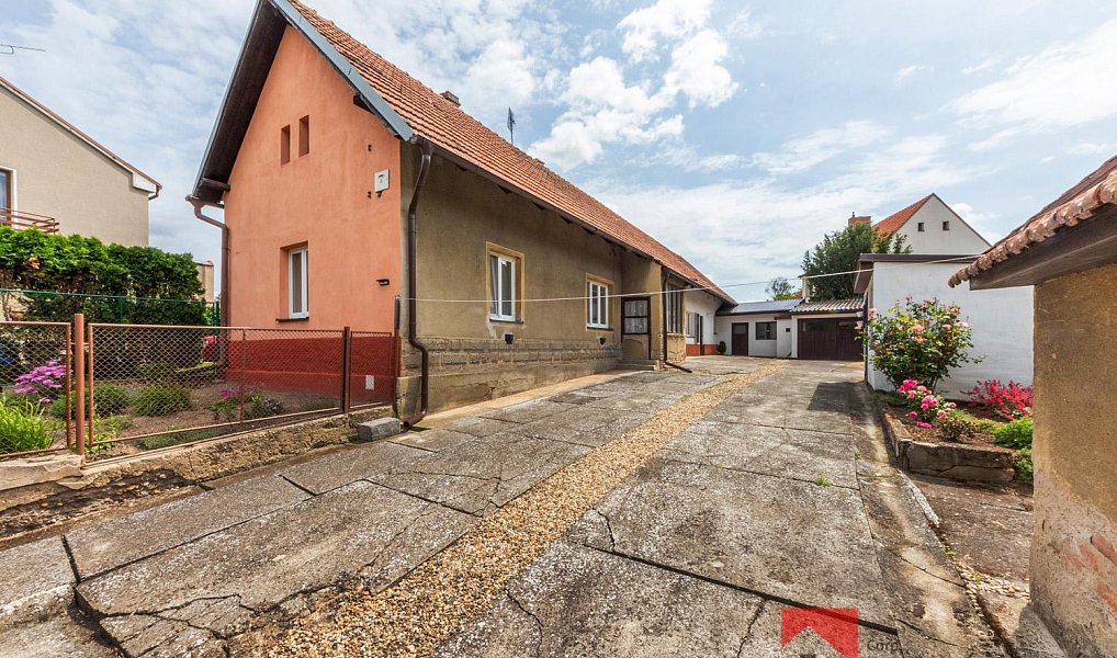 Prodej domu 322 m² s pozemkem 498 m², Nová Ves – náhled fotky 3