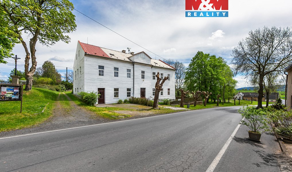 Prodej domu 371 m² s pozemkem 603 m², Pšov – náhled fotky 4
