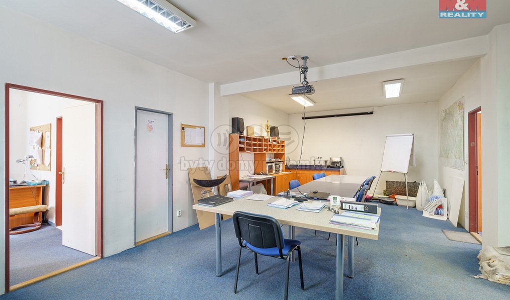 Prodej výrobních prostor 2 100 m², Karlovy Vary – náhled fotky 13