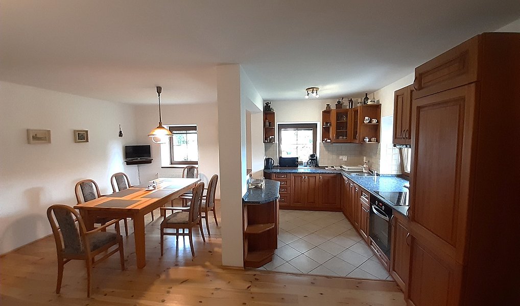 Prodej domu 160 m² s pozemkem 638 m², Horní Planá – náhled fotky 11