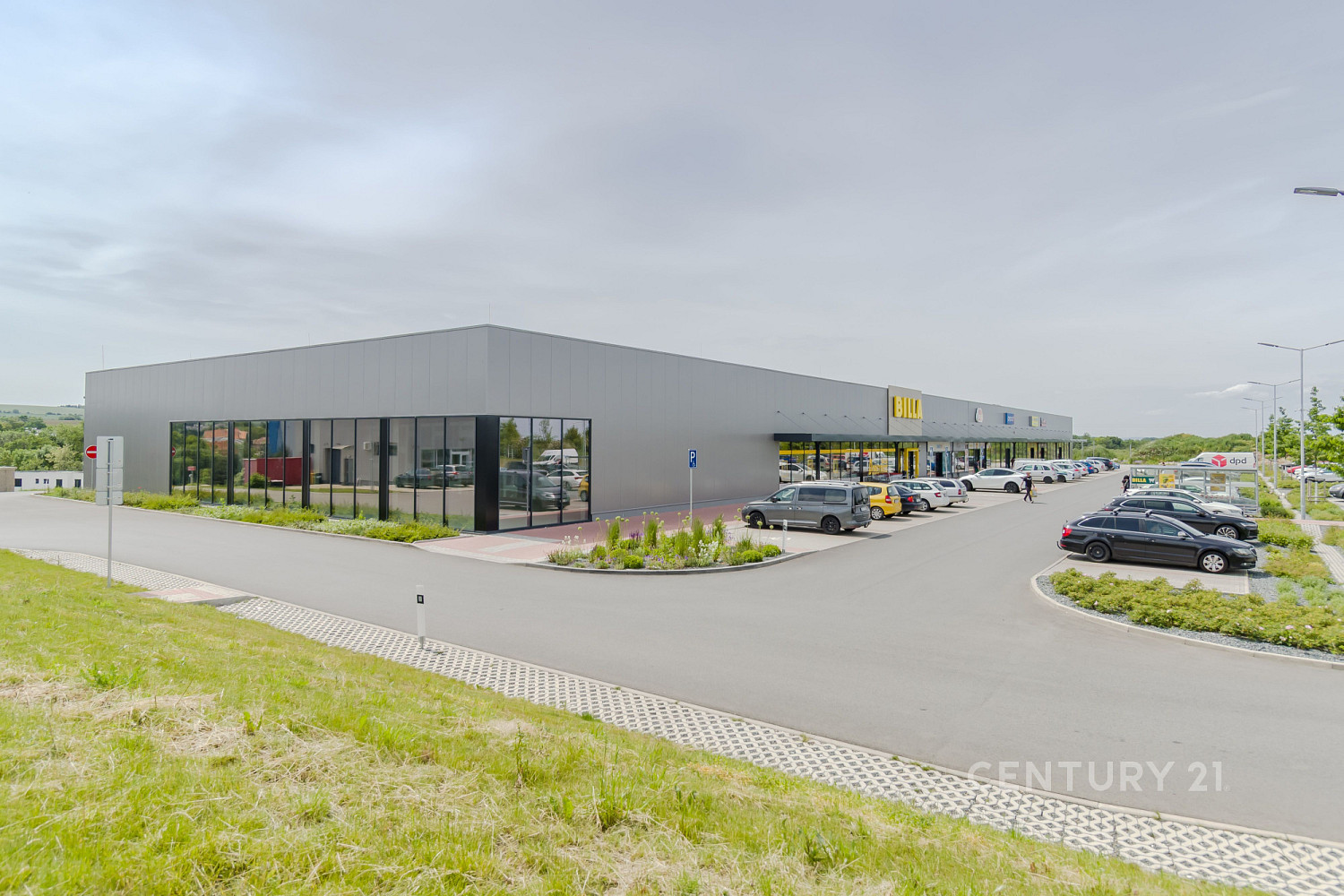 Pronájem obchodních prostor 410 m²