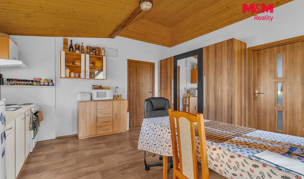 Prodej domu 150 m² s pozemkem 488 m², Holice – náhled fotky 8