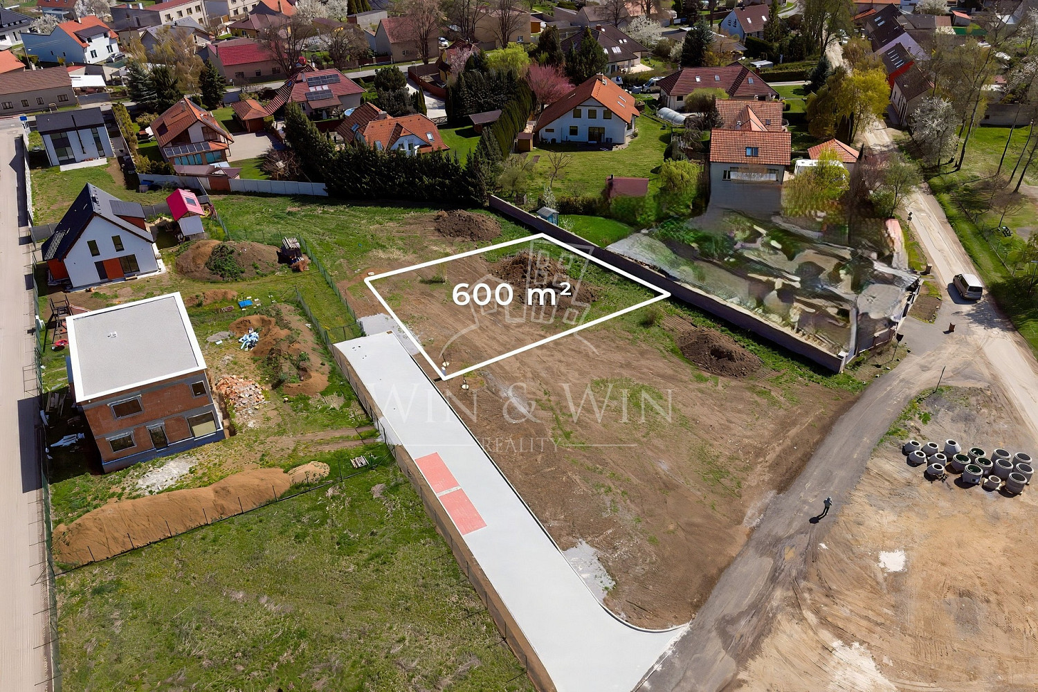 Prodej stavebního pozemku 600 m²