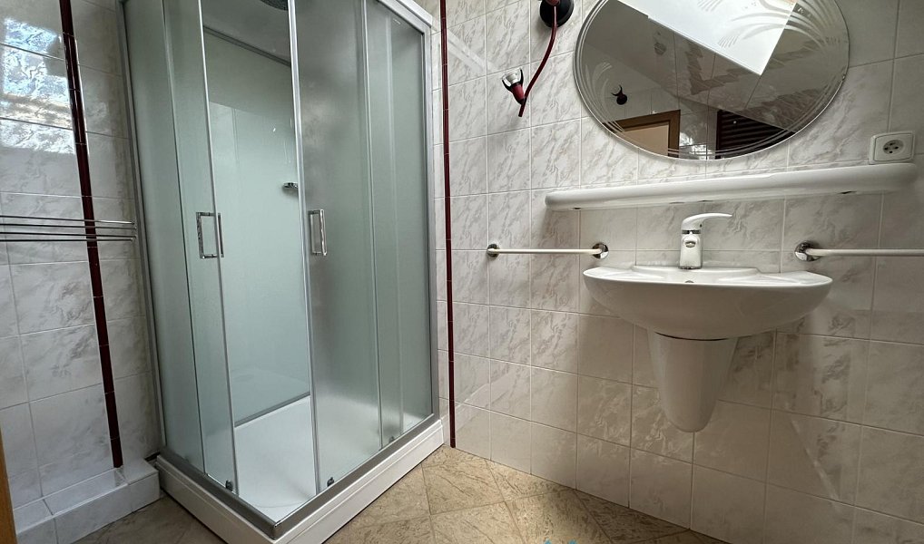 Pronájem bytu 3+1 130 m², Znojmo – náhled fotky 13