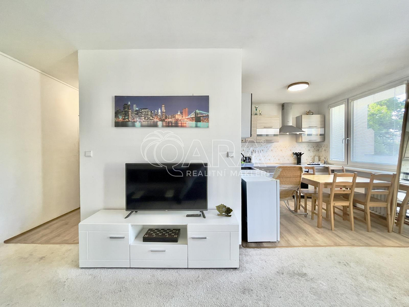 Pronájem bytu 3+kk 67 m² — photo 3