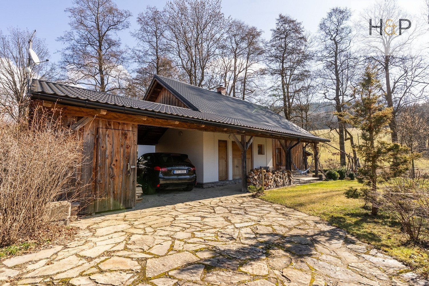 Prodej domu 214 m² s pozemkem 1 881 m² – fotografie 2