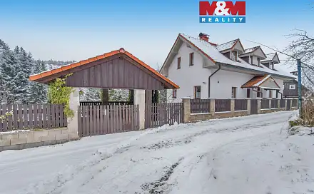 Pronájem domu 88 m² s pozemkem 183 m², Pecka, okres Jičín