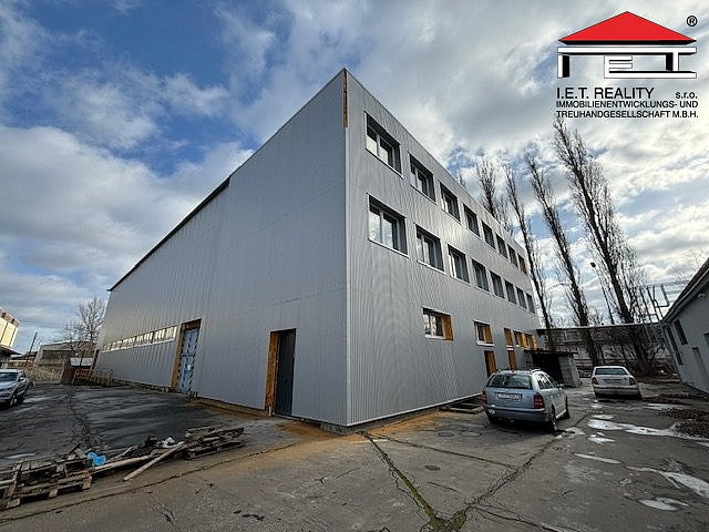 Pronájem obchodních prostor 1 600 m²