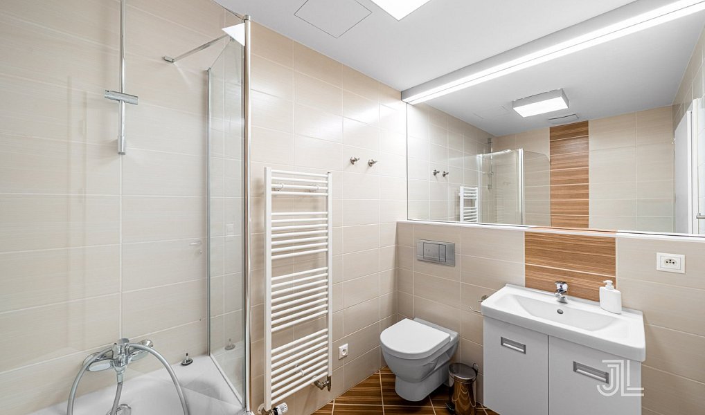 Prodej bytu 2+kk 56 m², Praha – náhled fotky 9