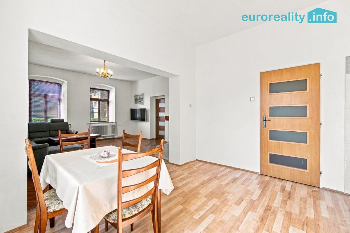 Prodej domu 213 m² s pozemkem 1 424 m² – fotografie 5