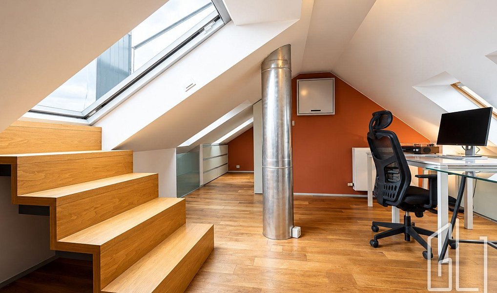 Pronájem bytu 3+1 94 m², Praha – náhled fotky 18