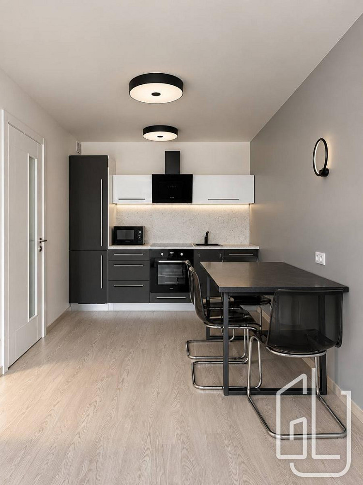 Pronájem bytu 2+kk 59 m² – fotografie 2