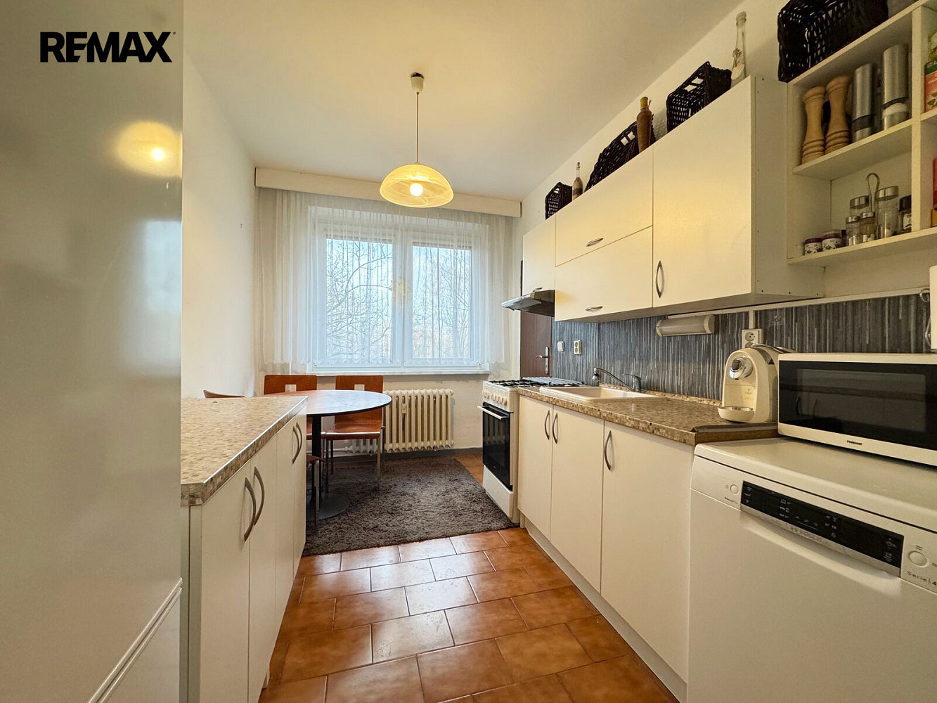 Prodej bytu 2+1 56 m² – fotografie 2