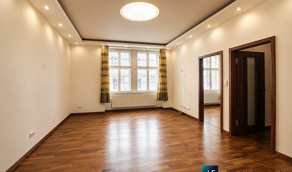 Prodej bytu 2+1 87 m², Praha – náhled fotky 19