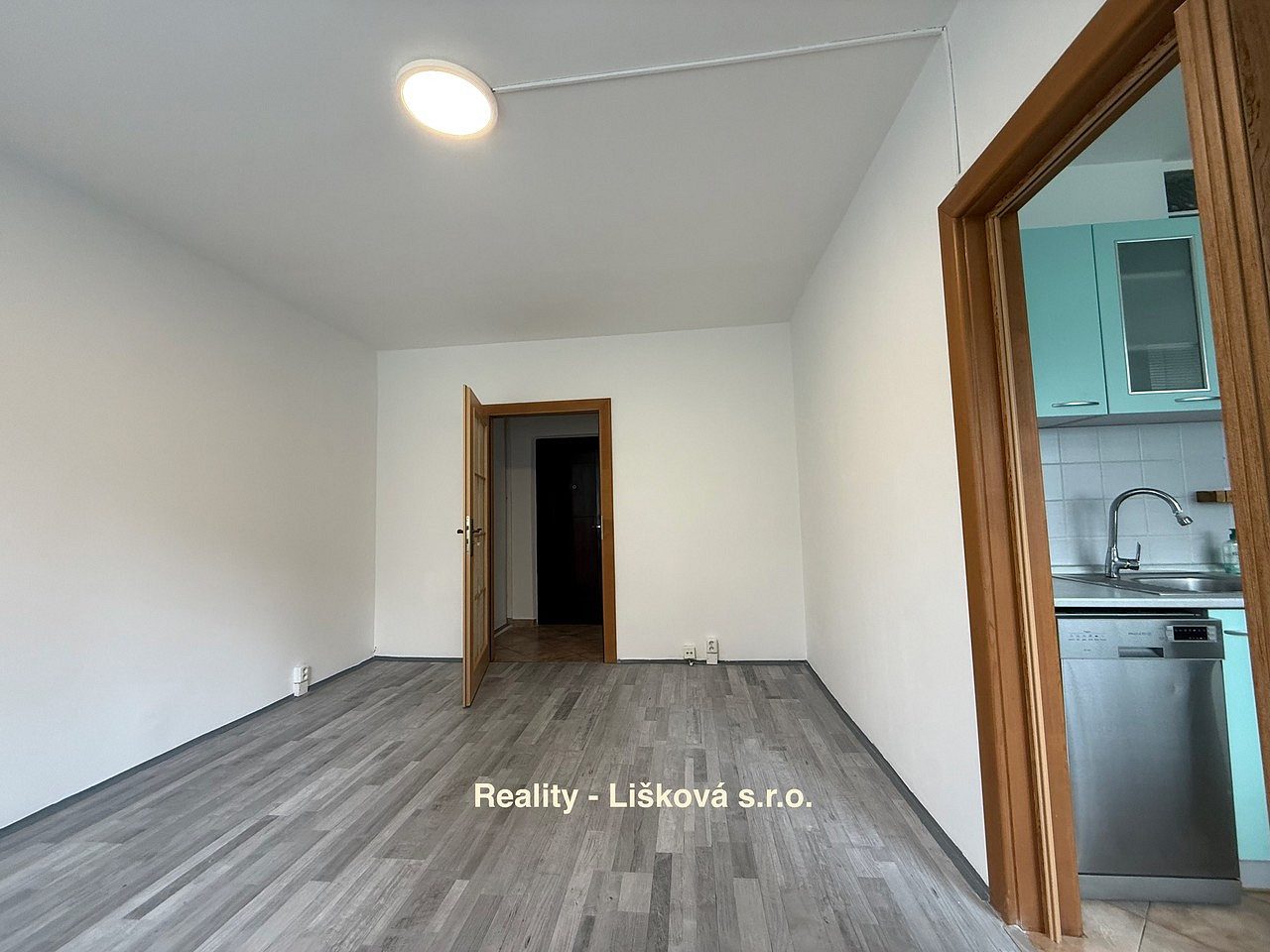 Pronájem bytu 3+1 65 m² – fotografie 2