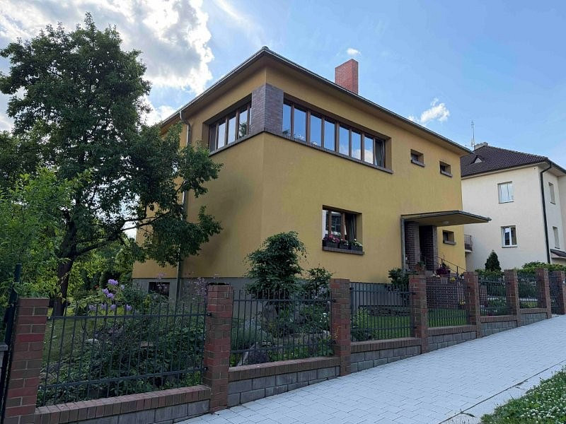 Prodej domu 330 m²