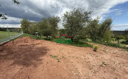 Prodej stavebního pozemku 6 489 m², Vroutek - Mukoděly, okres Louny