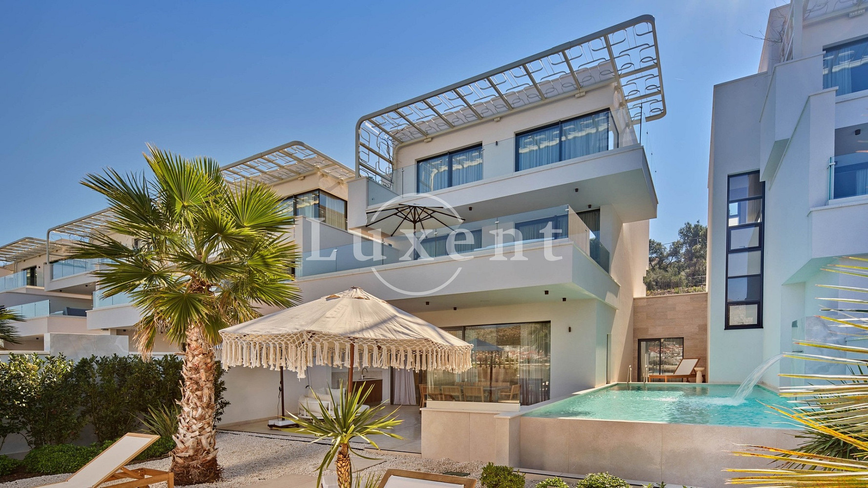 Prodej domu 420 m² s pozemkem 350 m²