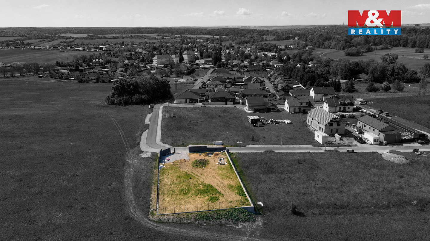 Prodej stavebního pozemku 800 m² — photo 3