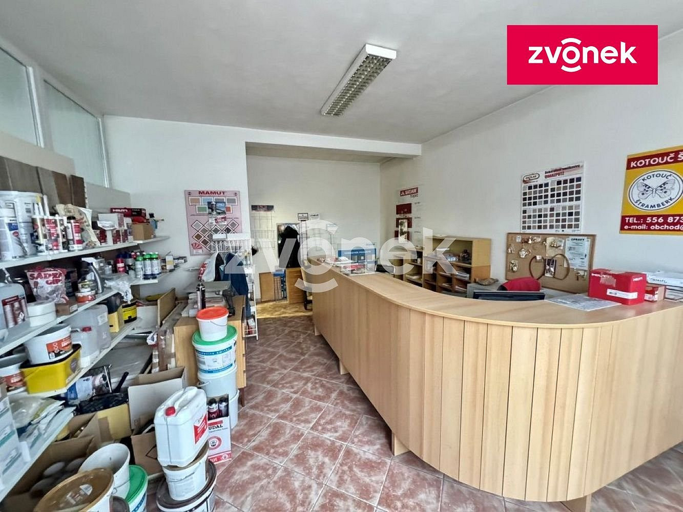 Pronájem kanceláře 50 m² – fotografie 3